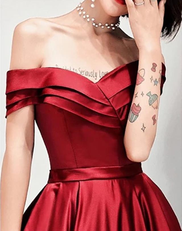 Sexy Off Shoulder Long Satin Prom Dresses With Pocket