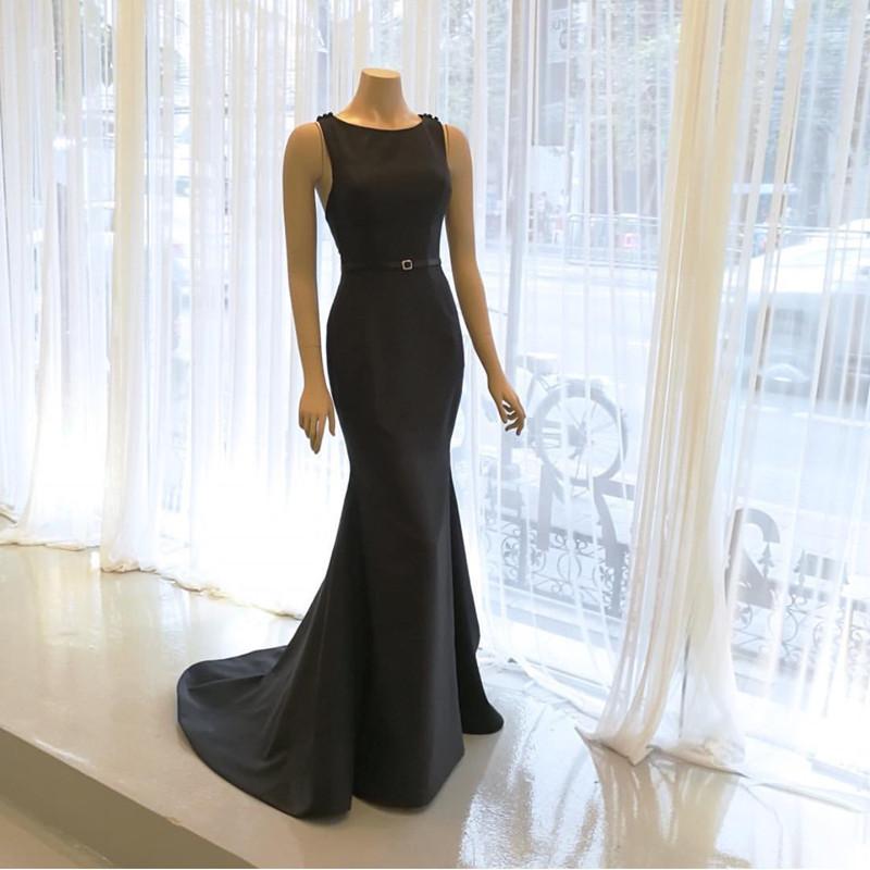 Scoop Neck Long Black Satin Mermaid Evening Dresses 2018