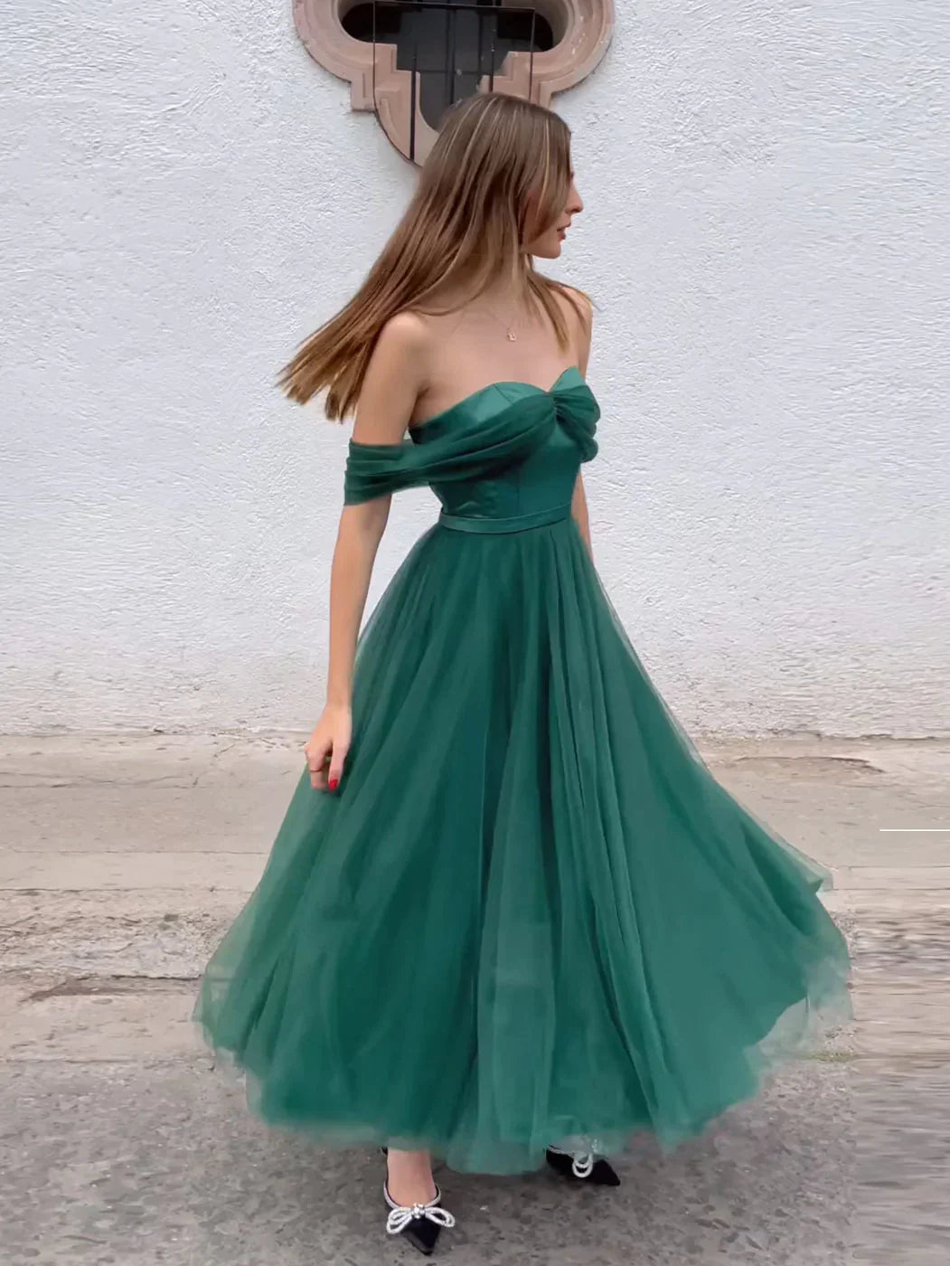 Green Off The Shoulder Tulle A-Line Prom Dress Homecoming Dress Charming Evening Dress Wholesale