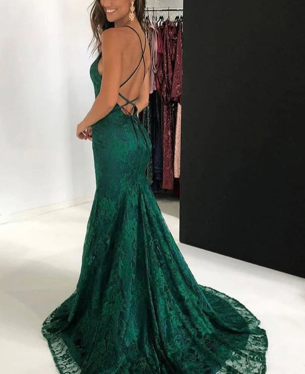 Elegant Lace Halter Neckline Chapel Train A-line Prom Dresses With Slit Evening Dress Wholesale