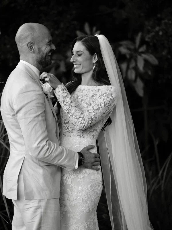 Delicate Lace Bateau Long Sleeves Chapel Train Sheath Wedding Dresses Elegant