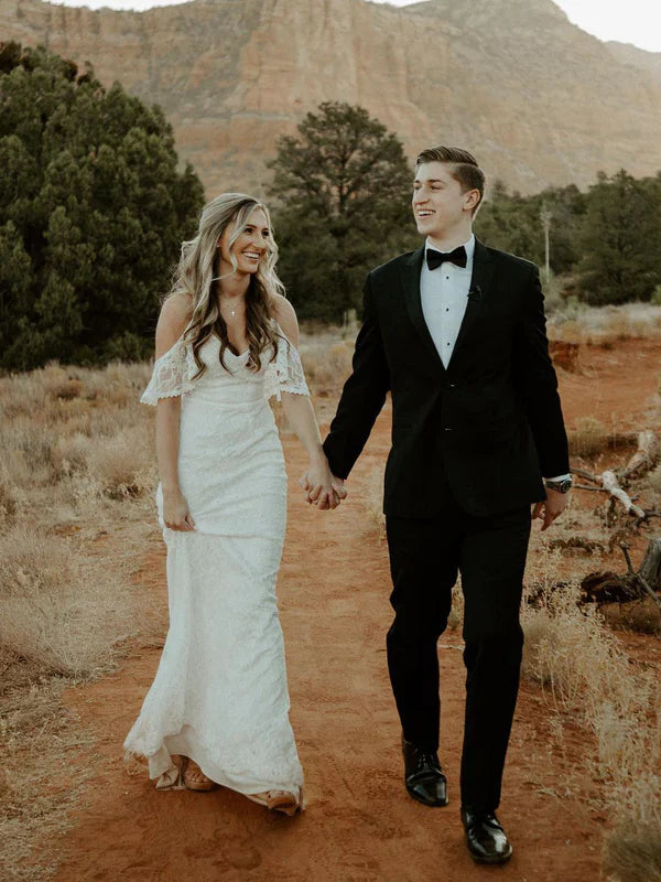 Romantic Spaghetti straps Long Lace Wedding Dresses Sheath Boho Gowns Elegant