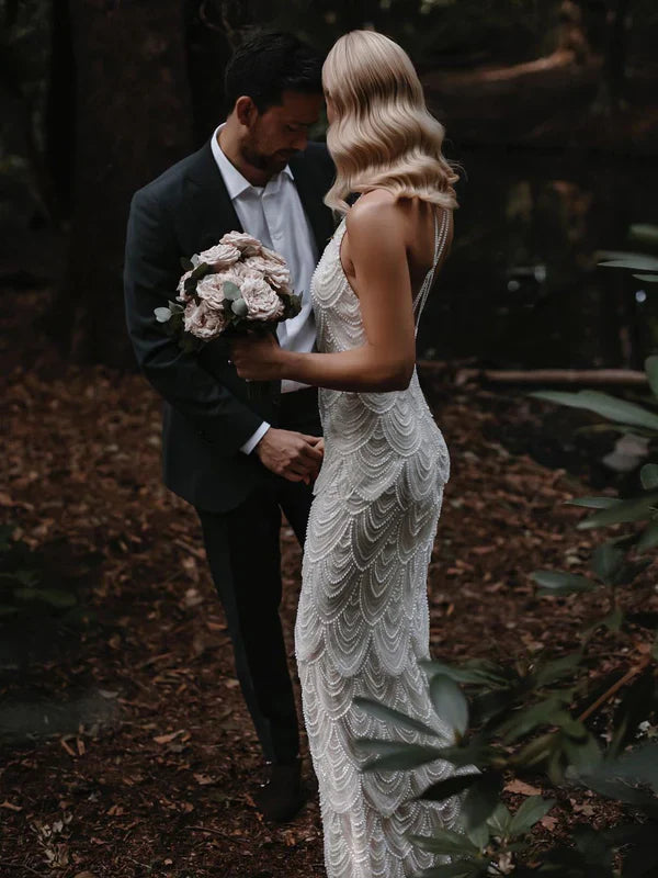 Sexy Sequin Wavy beaded lace Backless Halter Neckline Floor-length Train Wedding Dresses Elegant