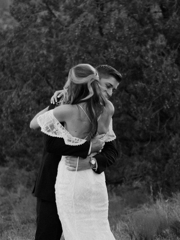 Romantic Spaghetti straps Long Lace Wedding Dresses Sheath Boho Gowns Elegant