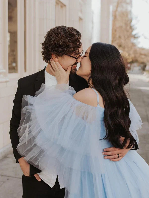 Elegant Spaghetti Straps Off-The-Shoulder Long Sleeves Tiered Tulle Sweep Train Prom Dresses Charming Wholesale