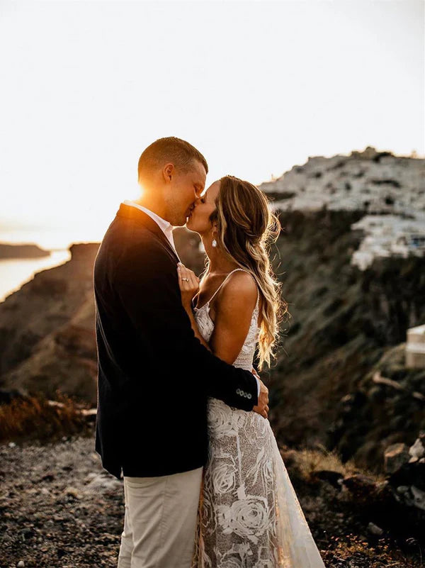 Sexy Backless Sheath Wedding Dresses Lace Long Bridal Gowns Floor Length Charming