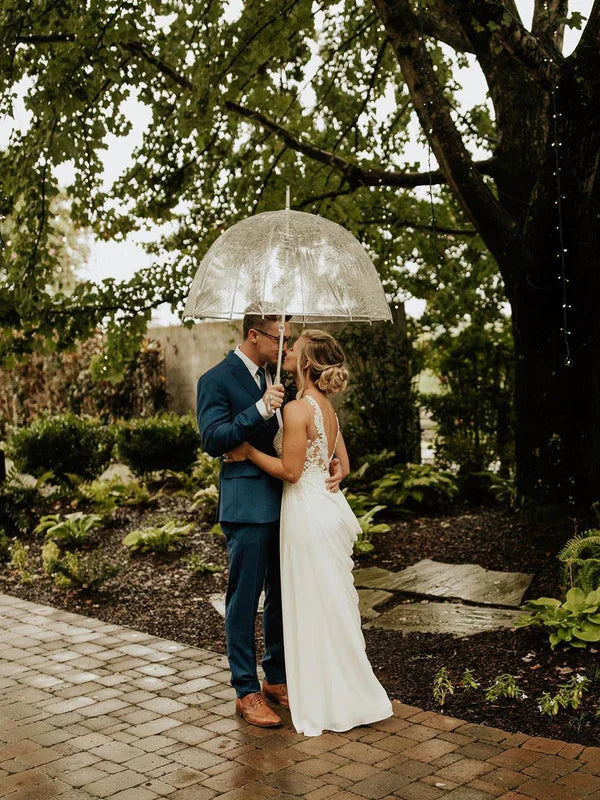 Elegant Chiffon A-line Backless Appliques Wedding Dresses Court Train Bridal Gowns Beautiful