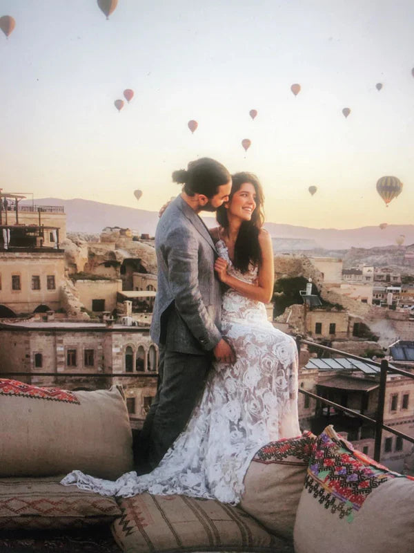 Sexy Backless Sheath Wedding Dresses Lace Long Bridal Gowns Floor Length Charming