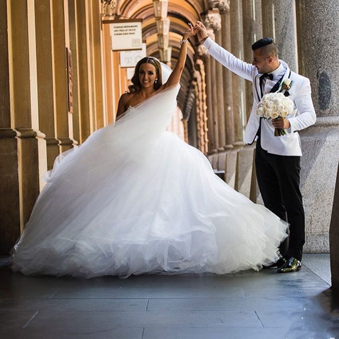 Lace Sweetheart Tulle Ball Gowns Wedding Dresses