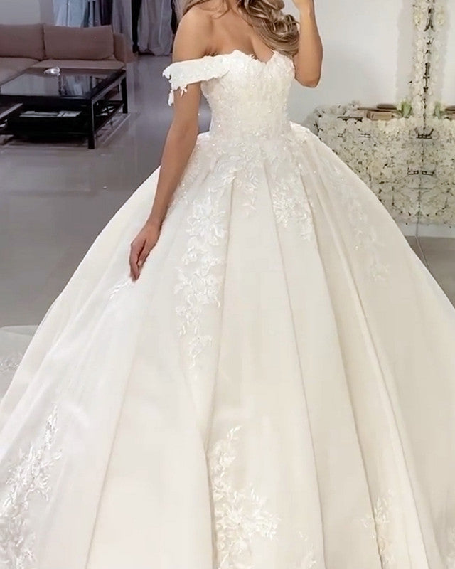 Princess Ball Gown Off The Shoulder Wedding Dress Appliques