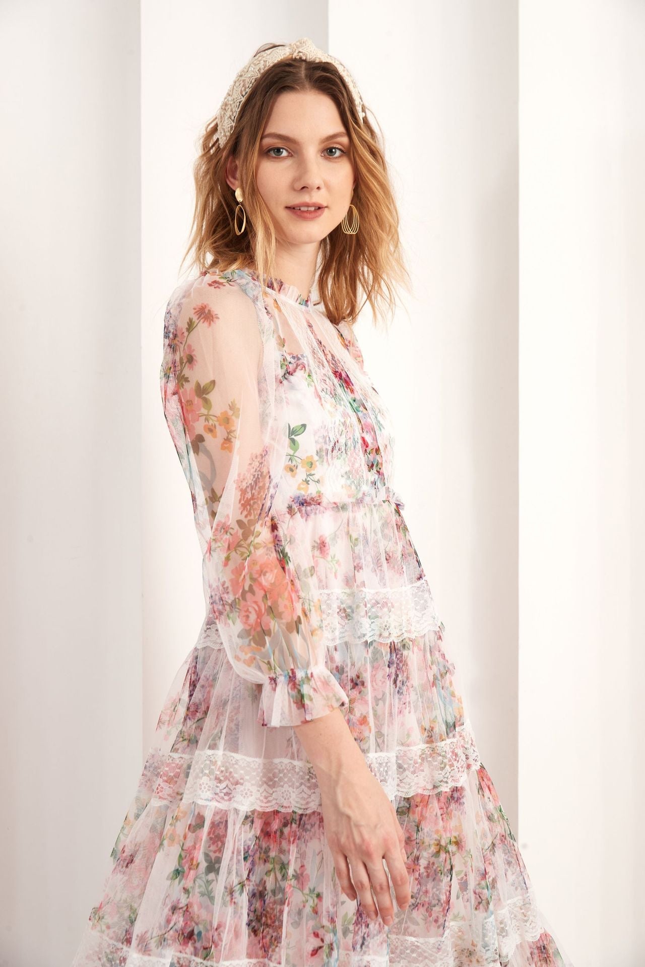 3/4 Length Sleeves Floral Printed Tulle with Lace Trims Tea-Length Prom Dresses