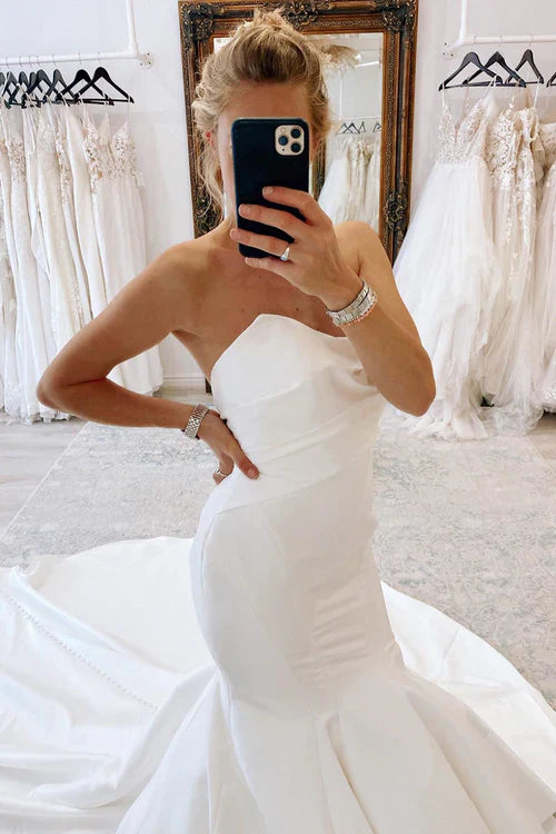 Aimishang Elegant White Strapless Satin Long Mermaid Wedding Dress