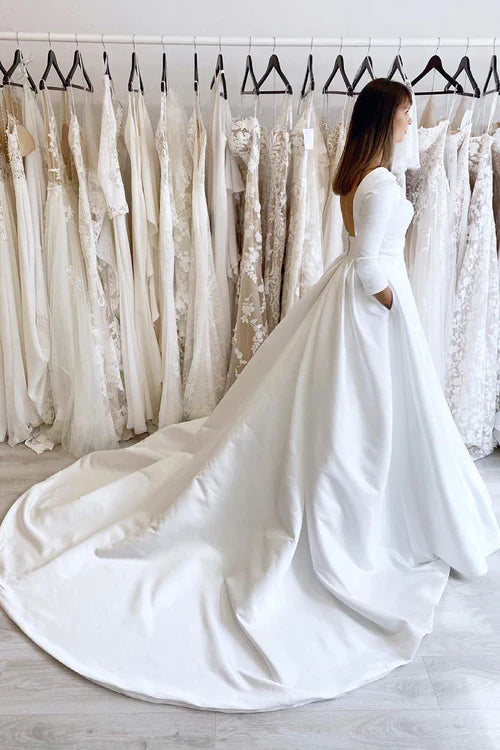 Aimishang Elegant White Vintage A-Line Long Satin Bateau-Neck Wedding Dress