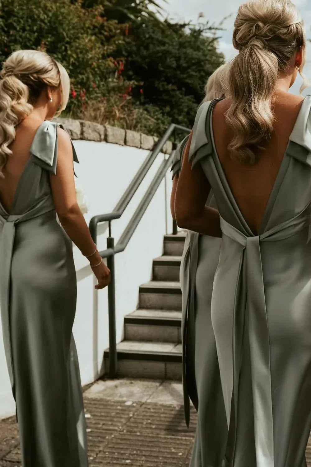 Wedding Dress For Guest/Fashion Sheath V Neck Sage Green Silk Satin Bridesmaid Dress with Bow/Formal Wear Dresses