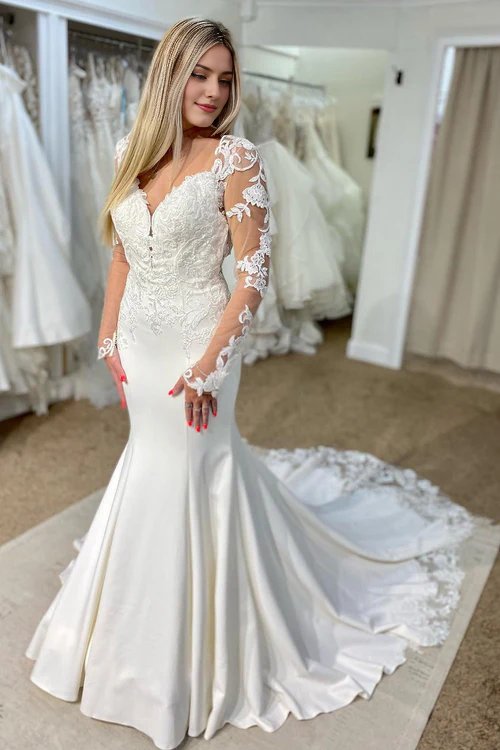 Aimishang Elegant White V-Neck Mermaid Long Wedding Dress with Lace