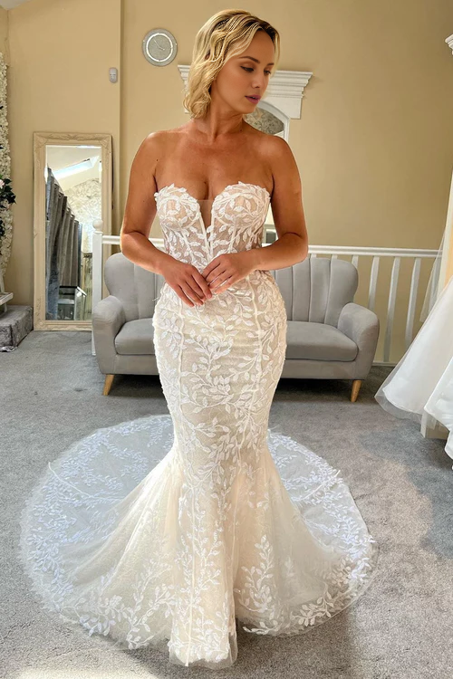 Aimishang Elegant Ivory Lace Strapless Mermaid Long Wedding Dress