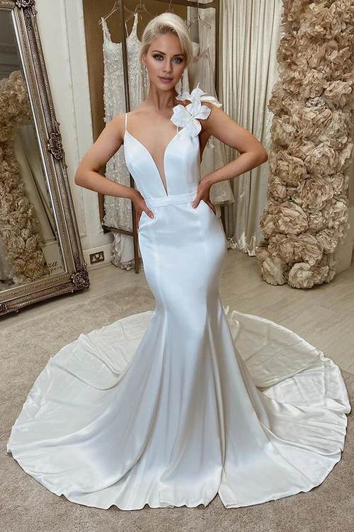 Aimishang Elegant White Satin Backless Mermaid Wedding Dress with Flowers