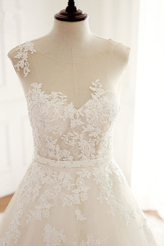 Amazing Jewel Long Wedding Dress with Lace Appliques