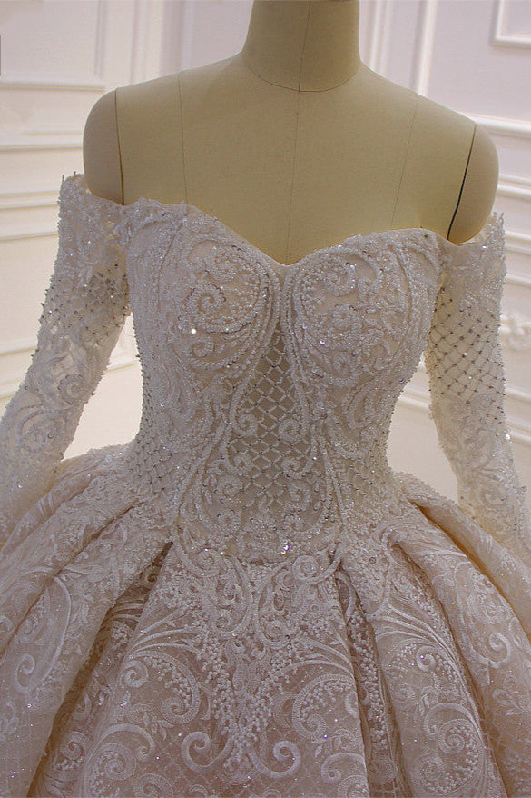 Amazing Long Sleeves Ball Gown Wedding Dress With Lace Appliques