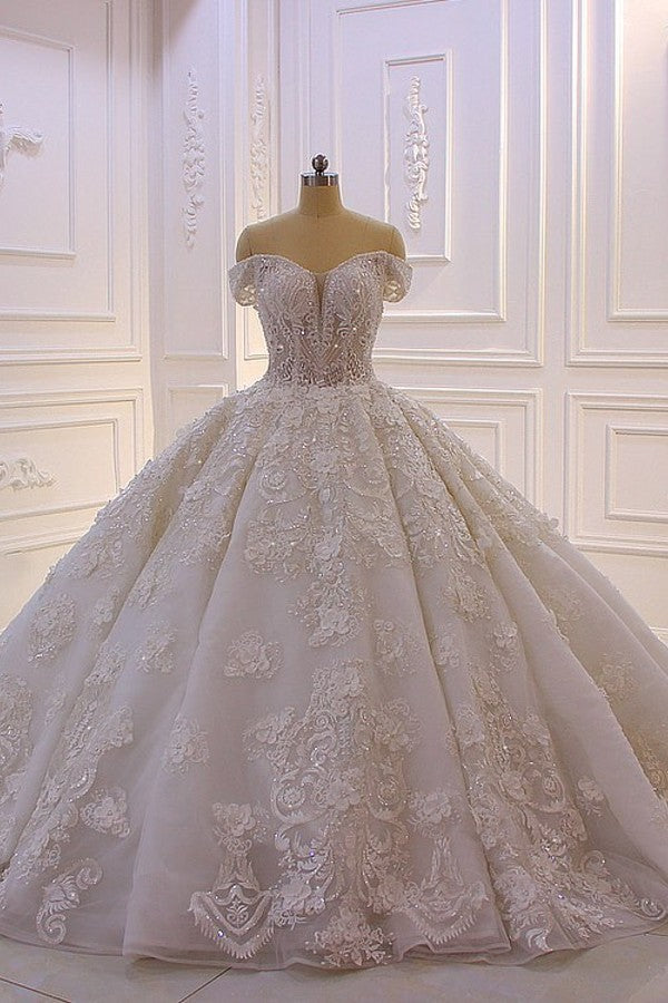 Amazing Sweetheart Off-the-Shoulder Backless Wedding Dress With Lace Appliques Ruffles