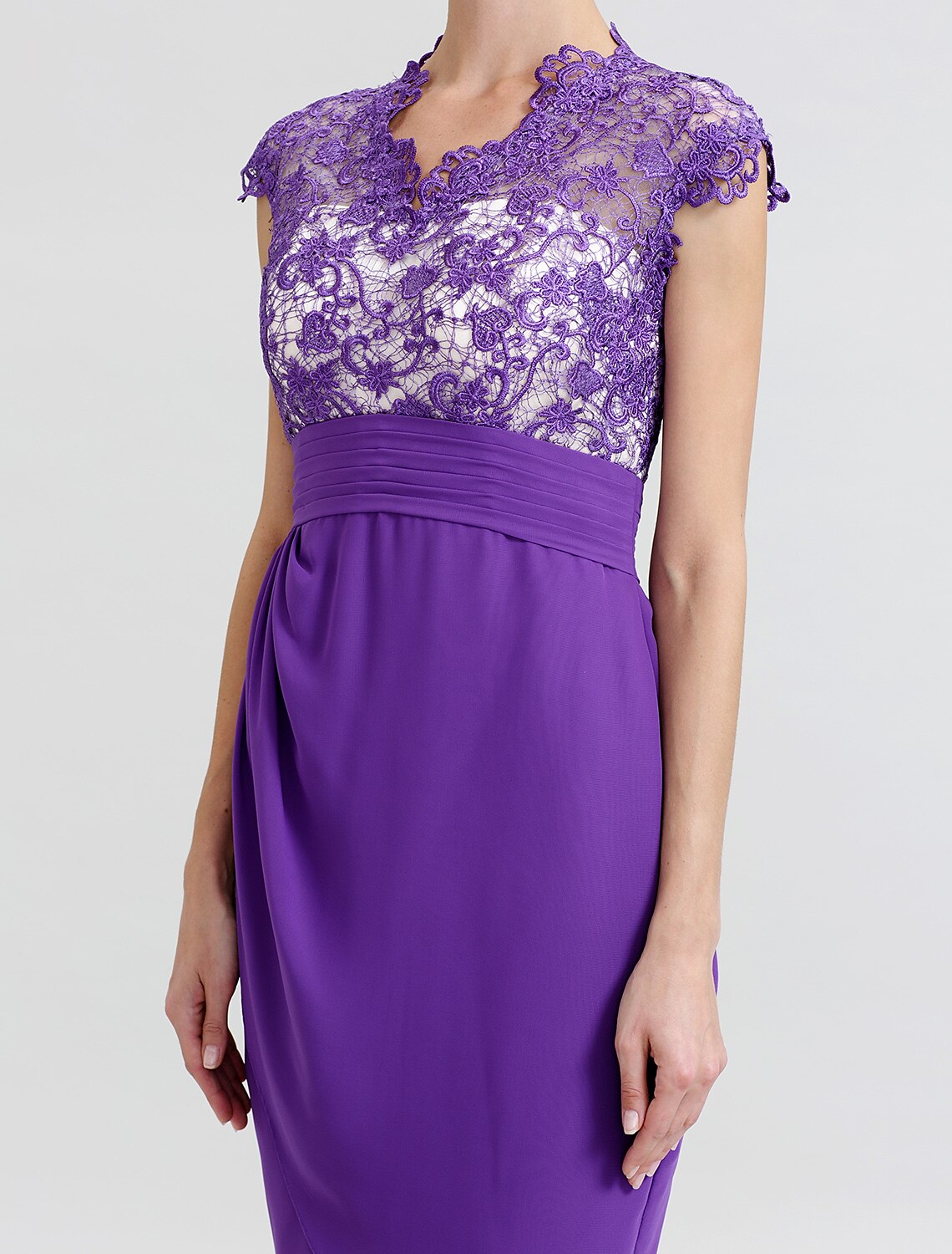 Aimishang  Sheath / Column V Neck Asymmetrical Chiffon / Lace Mother of the Bride Dress with Sash / Ribbon / Pleats / Beautiful Back / See Through