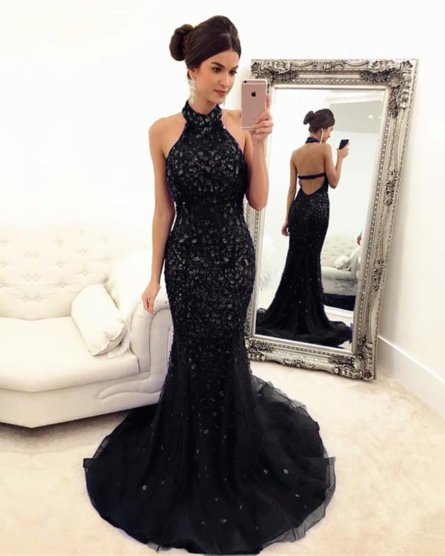 Luxurious Crystal Beaded Halter Floor Length Evening Dresses Mermaid