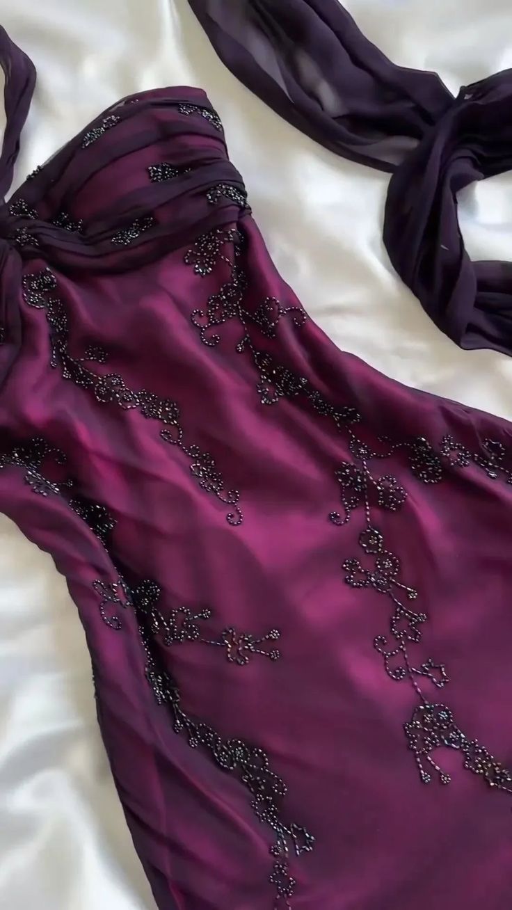 Exquisite Purple Beaded Long Prom Dress Luxury Evening Gown