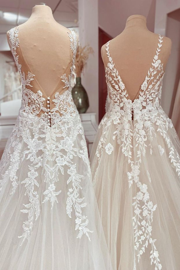 Charming Deep V-neck A-Line Lace Floor-length Wedding Dress with Tulle Appliques