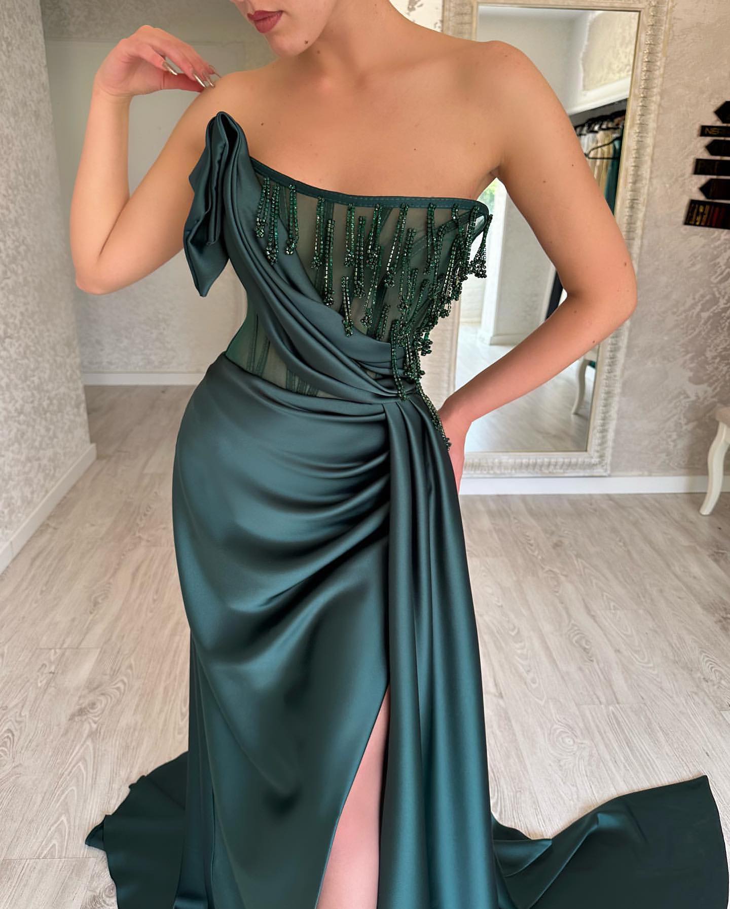 Charming Long Dark Green Sleeveless Beading Prom Dresses Long Slit Online
