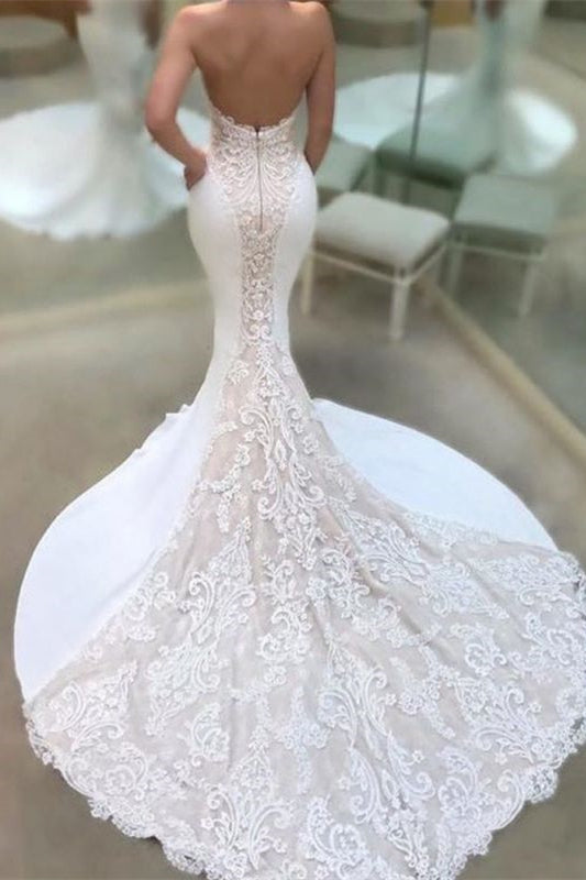 Charming Sweetheart Mermaid Wedding Dress with Lace Appliques