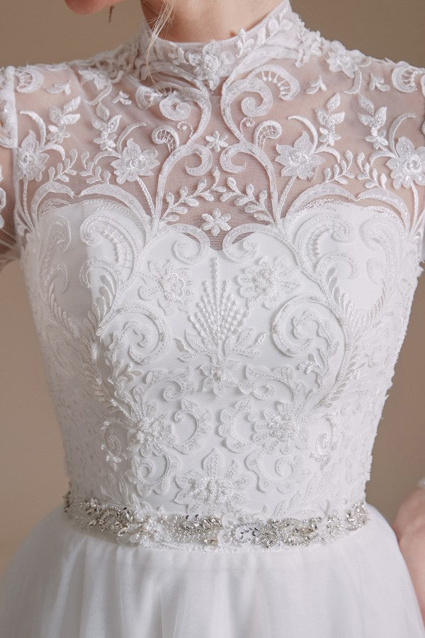 Classy and Elegant Long Sleeves Wedding Dress with Tulle Lace