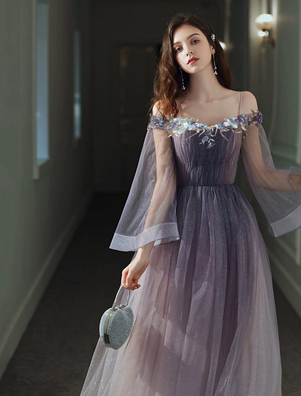 Aimishang A-Line Minimalist Elegant Party Wear Prom Dress Off Shoulder Long Sleeve Floor Length Tulle with Appliques