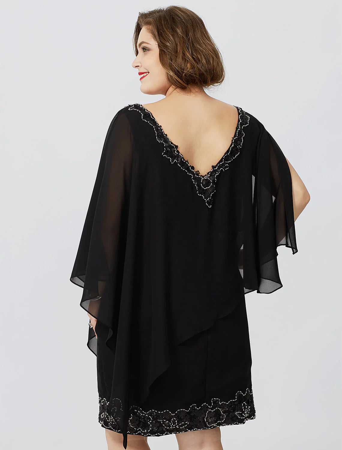 Aimishang  Sheath / Column Mother of the Bride Dress Formal Classic & Timeless Elegant & Luxurious Plus Size V Neck Knee Length Chiffon Sleeveless No with Crystals Beading