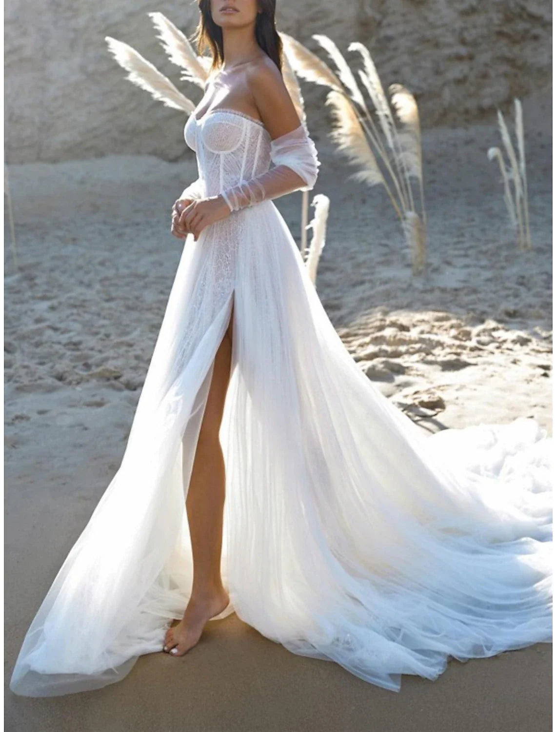 Aimishang Beach Sexy Wedding Dresses A-Line Sweetheart Strapless Court Train Lace Bridal Gowns With Pleats Split Front