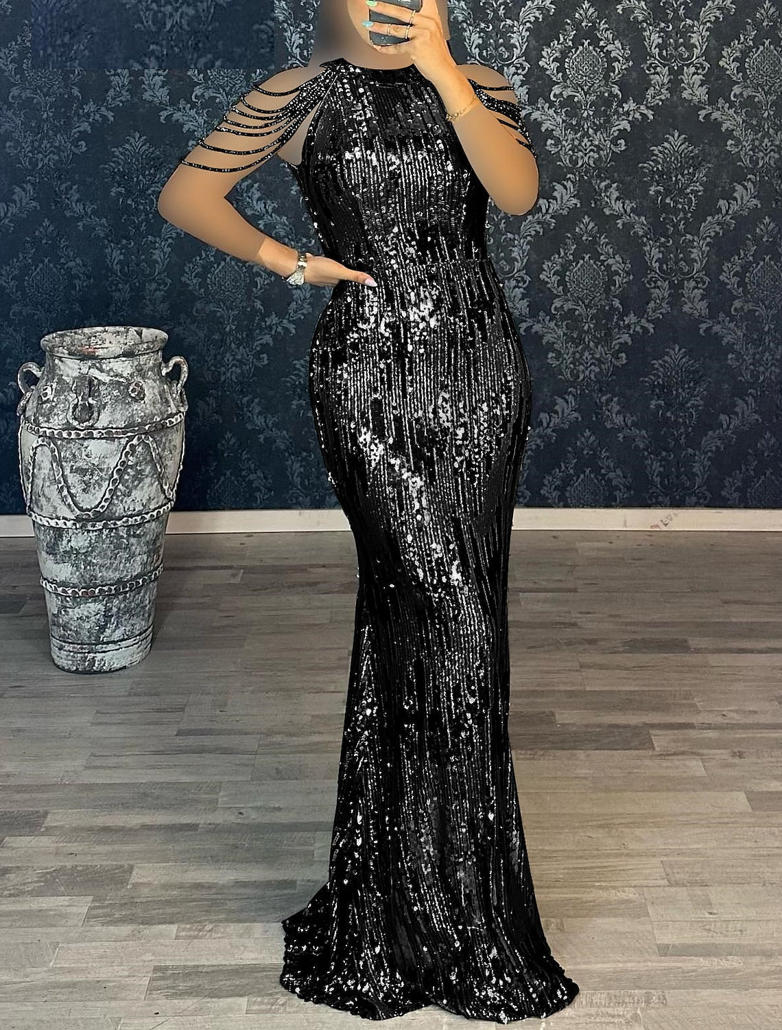 Mermaid / Trumpet Evening Gown Elegant Dress Masquerade Black Tie Floor Length Short Sleeve Jewel Neck Black Dress Sequined with Fringe Tassel