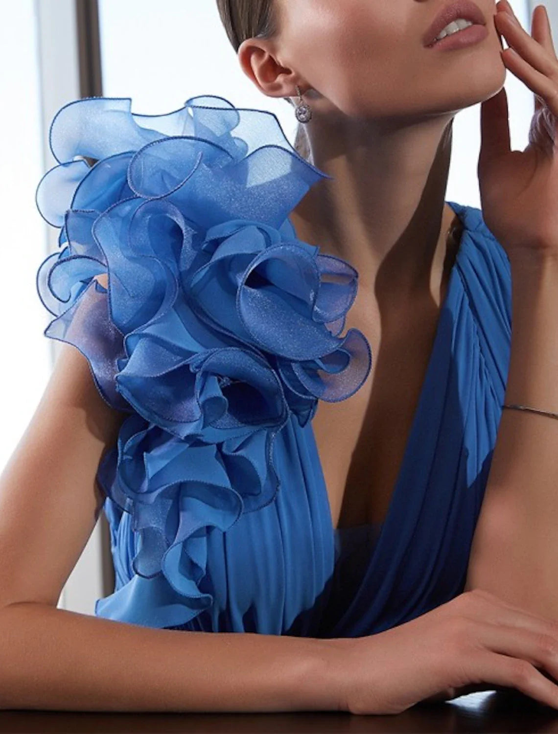 Aimishang A-Line Evening Gown Floral Dress Formal Prom Court Train Sleeveless V Neck Fall Wedding Guest Chiffon with Ruffles Shouder Flower