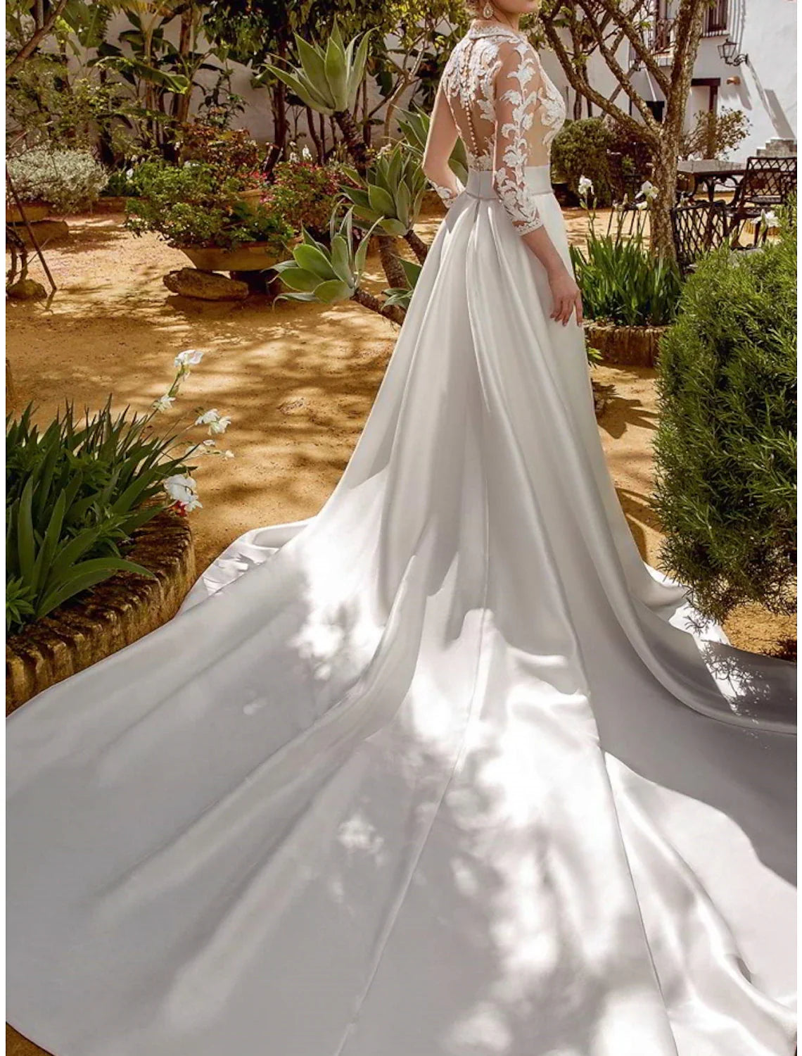 Aimishang Formal Wedding Dresses A-Line V Neck 3/4 Length Sleeve Court Train Satin Bridal Gowns With Pleats Solid Color