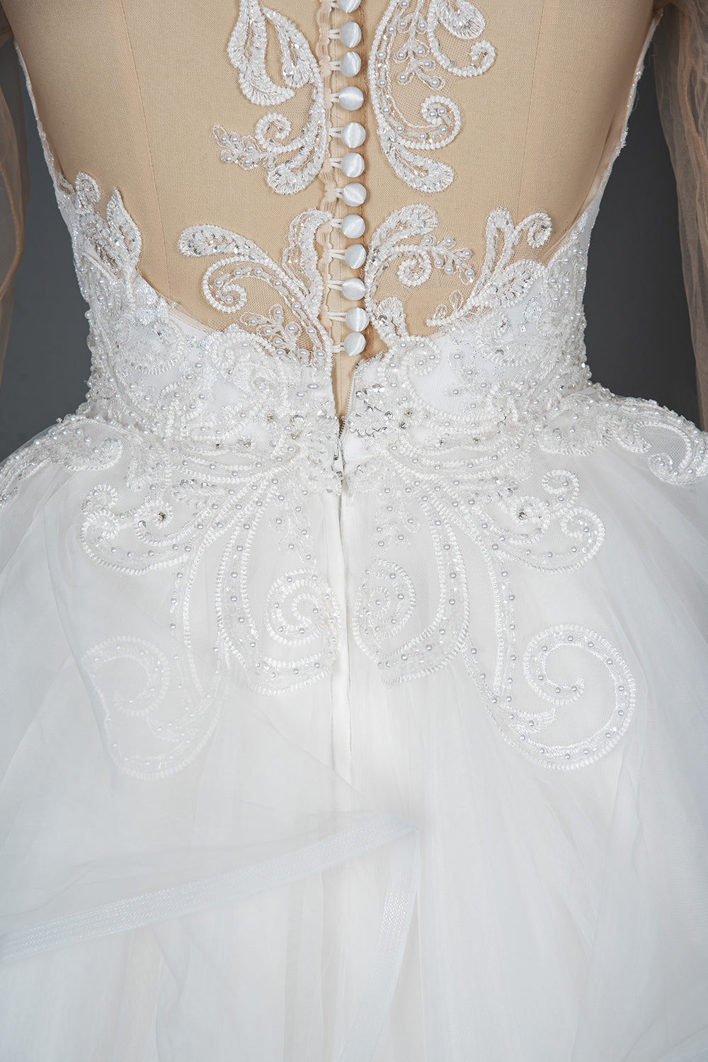 Elegant Long Sleeve Ball Gown Wedding Dress with Lace Appliques