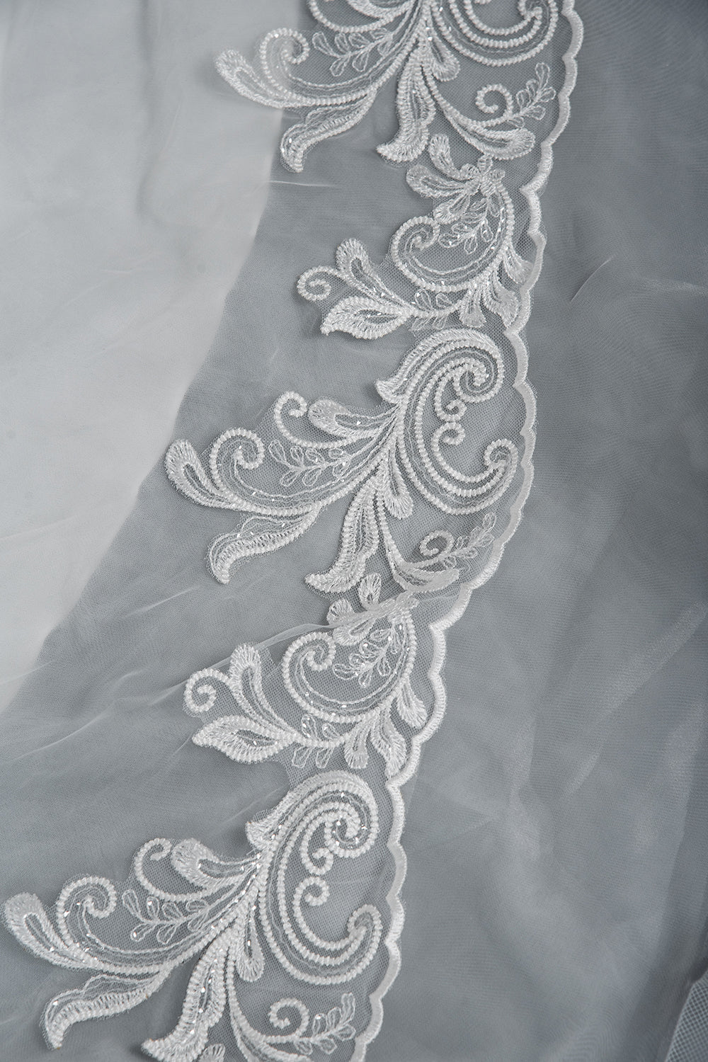 Elegant Long Sleeve Ball Gown Wedding Dress with Lace Appliques