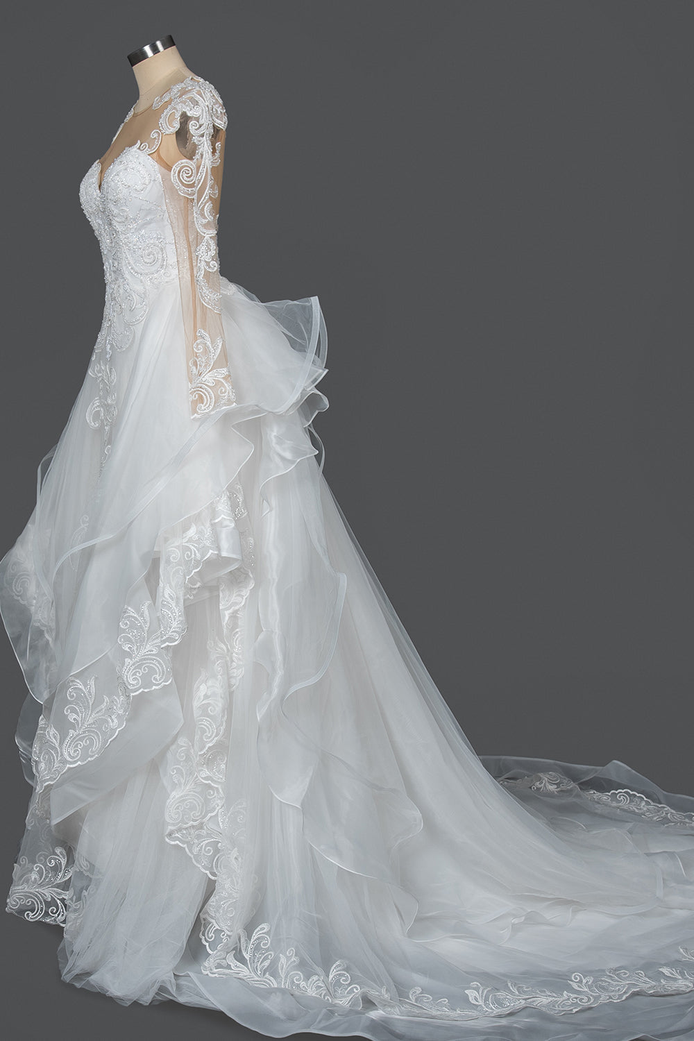 Elegant Long Sleeve Ball Gown Wedding Dress with Lace Appliques