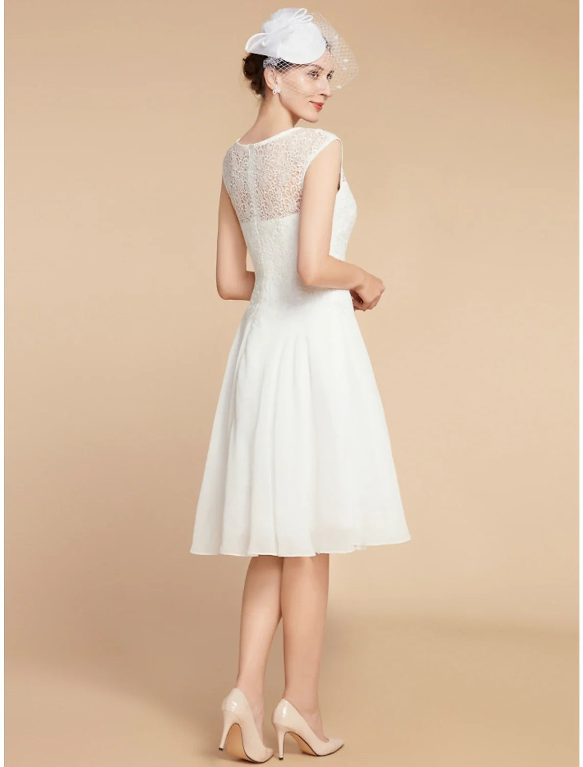 Aimishang  Two Piece A-Line Mother of the Bride Dress Wedding Guest Elegant Petite Jewel Neck Knee Length Chiffon Lace 3/4 Length Sleeve with Pleats Solid Color