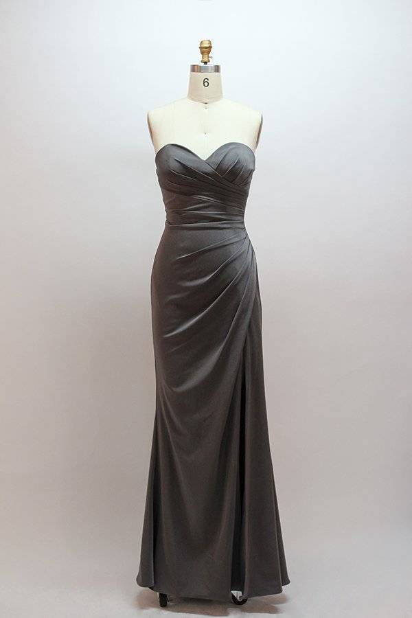 Sweetheart Pleated Red Long Bridesmaid Dress