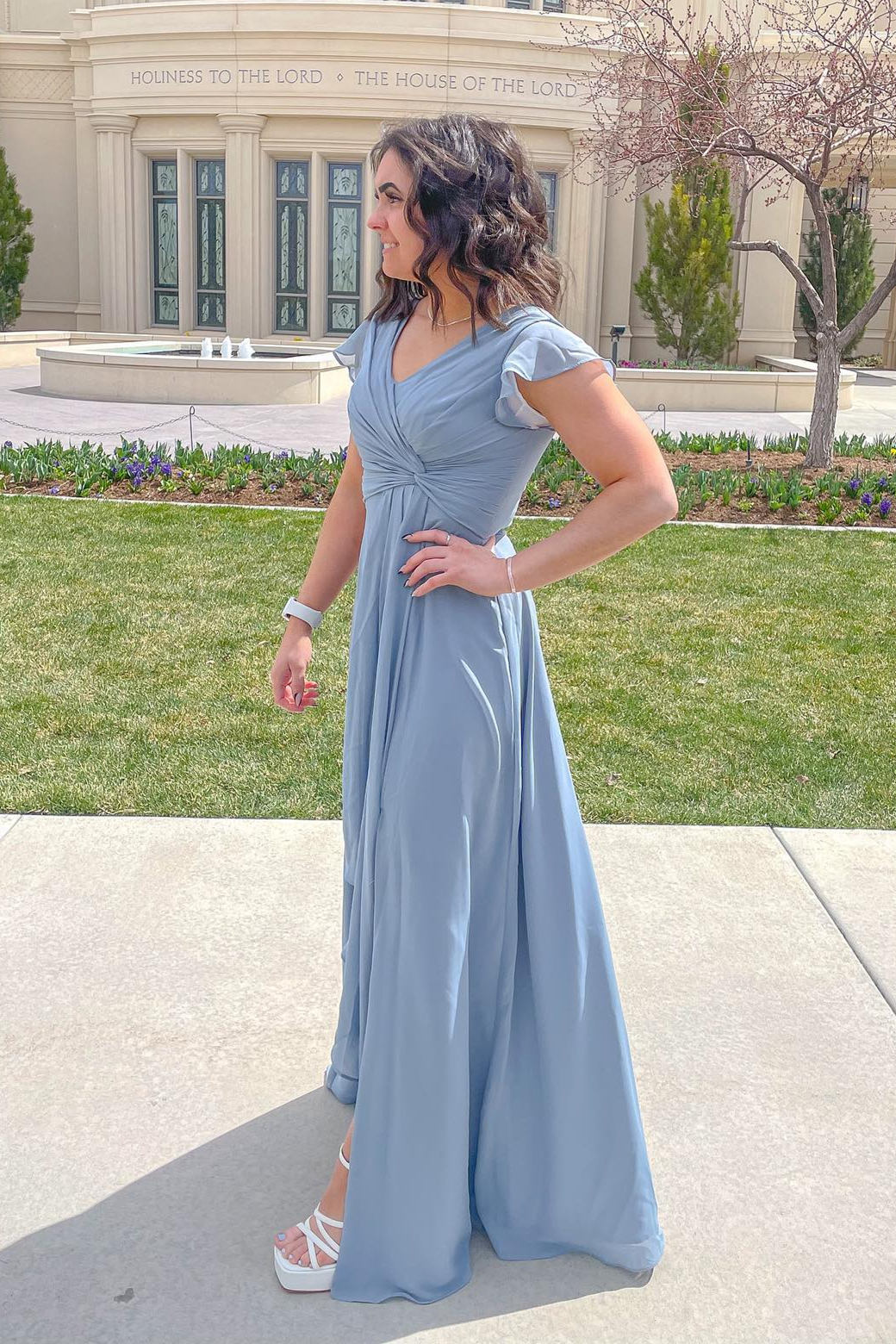 Dusty Blue V-Neck Pleated Chiffon Bridesmaid Dress