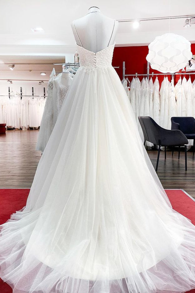 Glamorous Long Sweetheart Spaghetti-Straps Wedding Dress with Tulle Lace