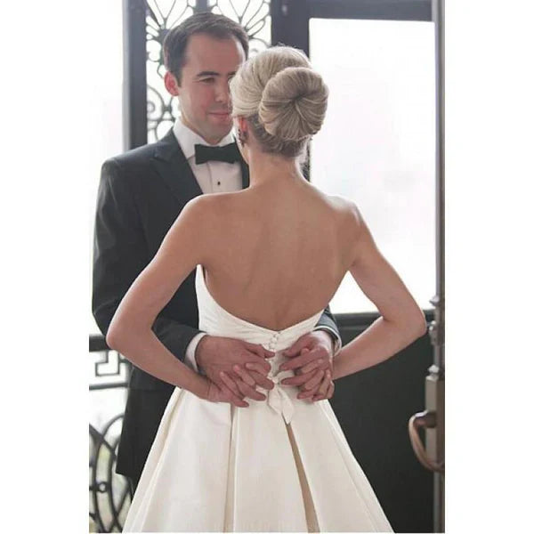 Glamorous Satin Strapless Neckline A-line Wedding Dresses Off Shoulder Simple Solid Color