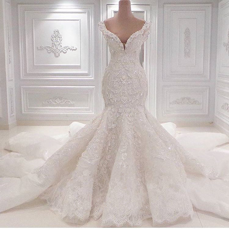 Glamorous V-Neck Mermaid Wedding Dress with Ruffles and Lace Appliques