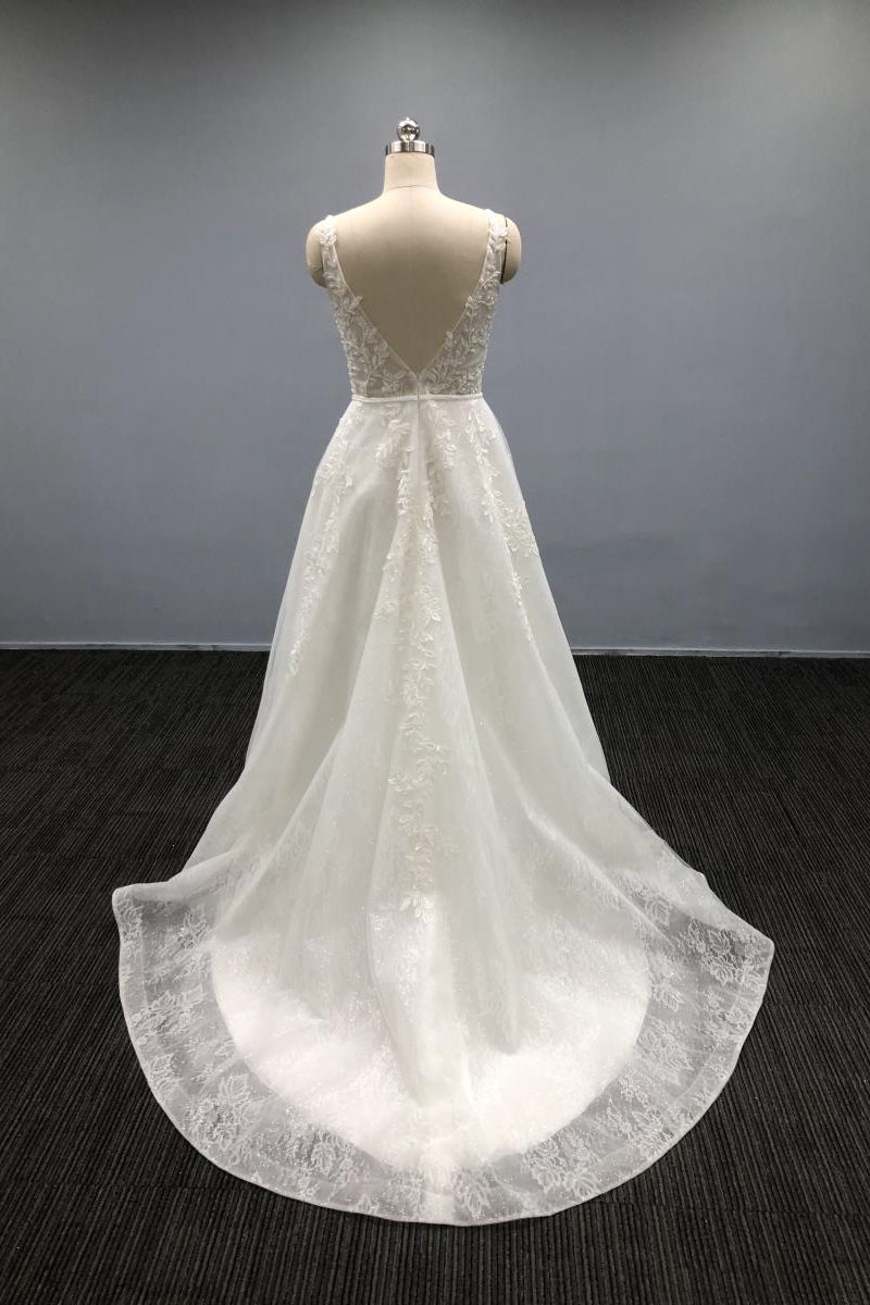 Gorgeous White A Line Tulle Wedding Dress With Beaded Spaghetti Straps and Appliques