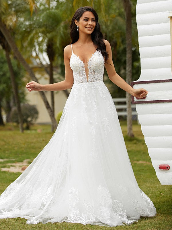 Aimishang  A-Line/Princess Tulle Applique V-neck Sleeveless Court Train Wedding Dresses