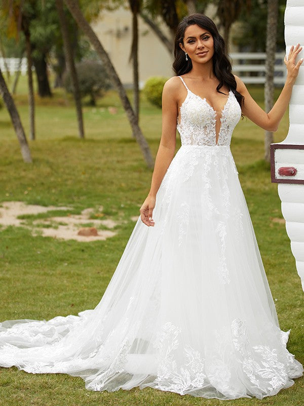Aimishang  A-Line/Princess Tulle Applique V-neck Sleeveless Court Train Wedding Dresses