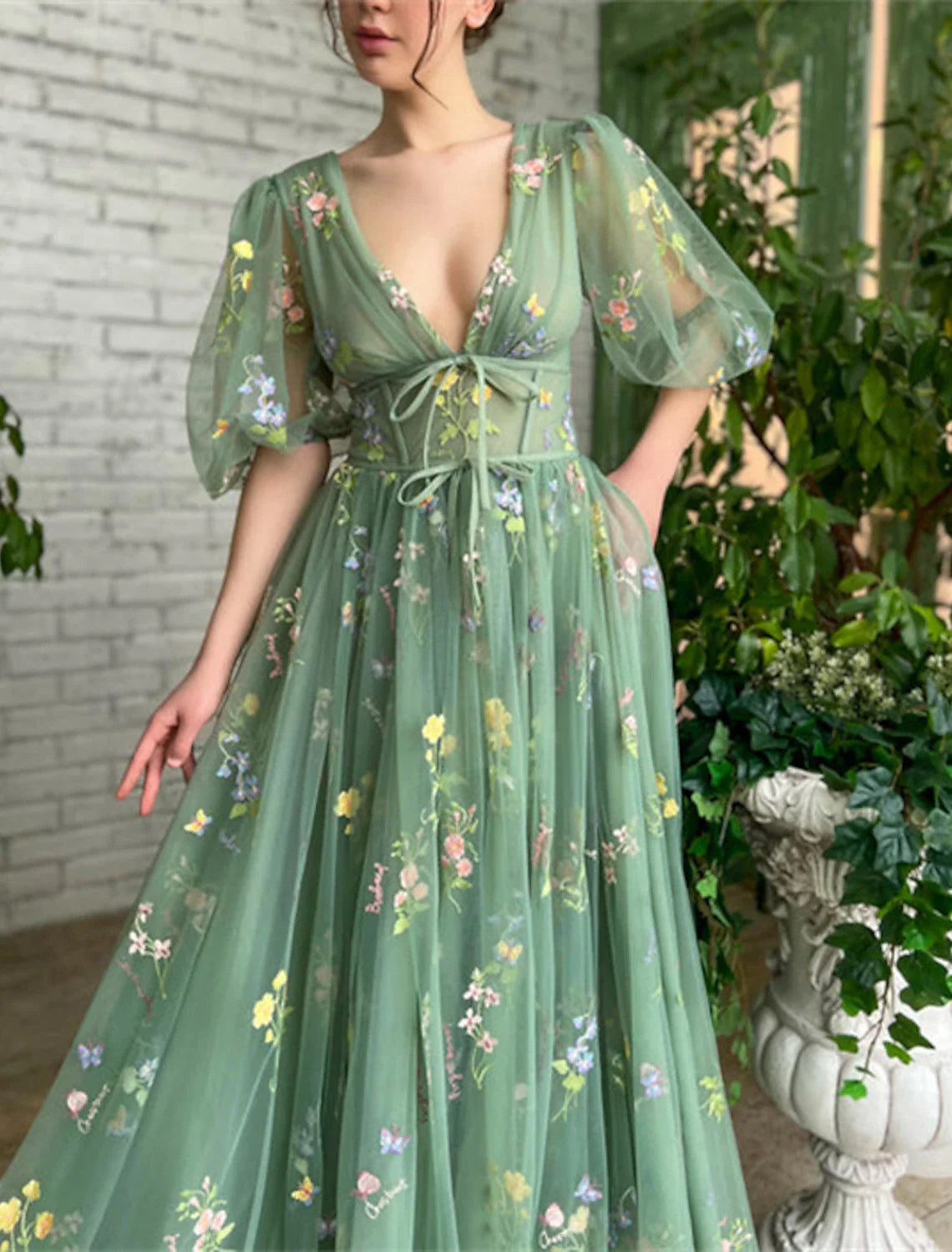 A-Line Prom Dresses Elegant Dress Wedding Guest Wedding Party Floor Length Short Sleeve V Neck Lace with Appliques Strappy